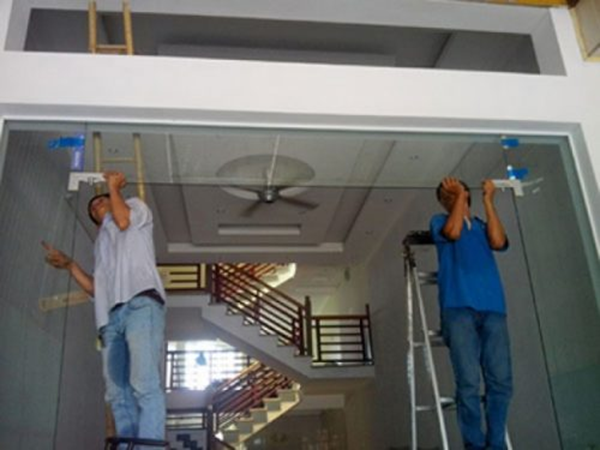 Dịch vụ sửa cửa kính lùa ở quận Nam Từ Liêm