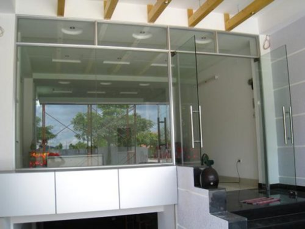 Giá cửa thủy lực 2 cánh