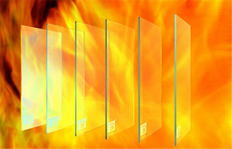 Kính chống cháy là loại kính có khả năng ngăn cản đám cháy khi xảy ra hỏa hoạn